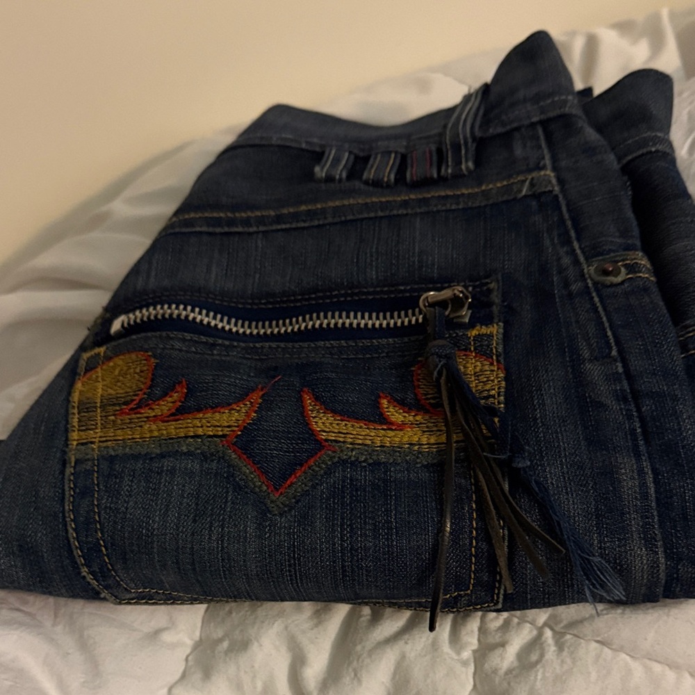 Dark Wash Jeans with Embroidered Pocket